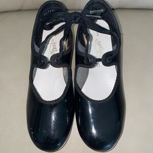Spotlights by Payless Black Patent Ribbon Tie Tap Dance Shoes - Size 1
